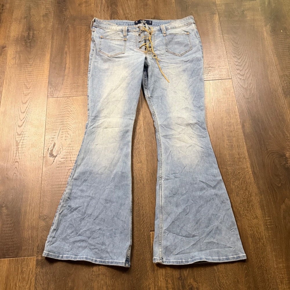 Y2K Hollister 15R Light Wash Lace Up Low Rise Bell Bottom Jeans (Fits 32x31)